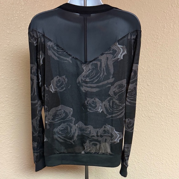 4/$15 LuLaRoe Black Rose Top - Picture 3 of 5